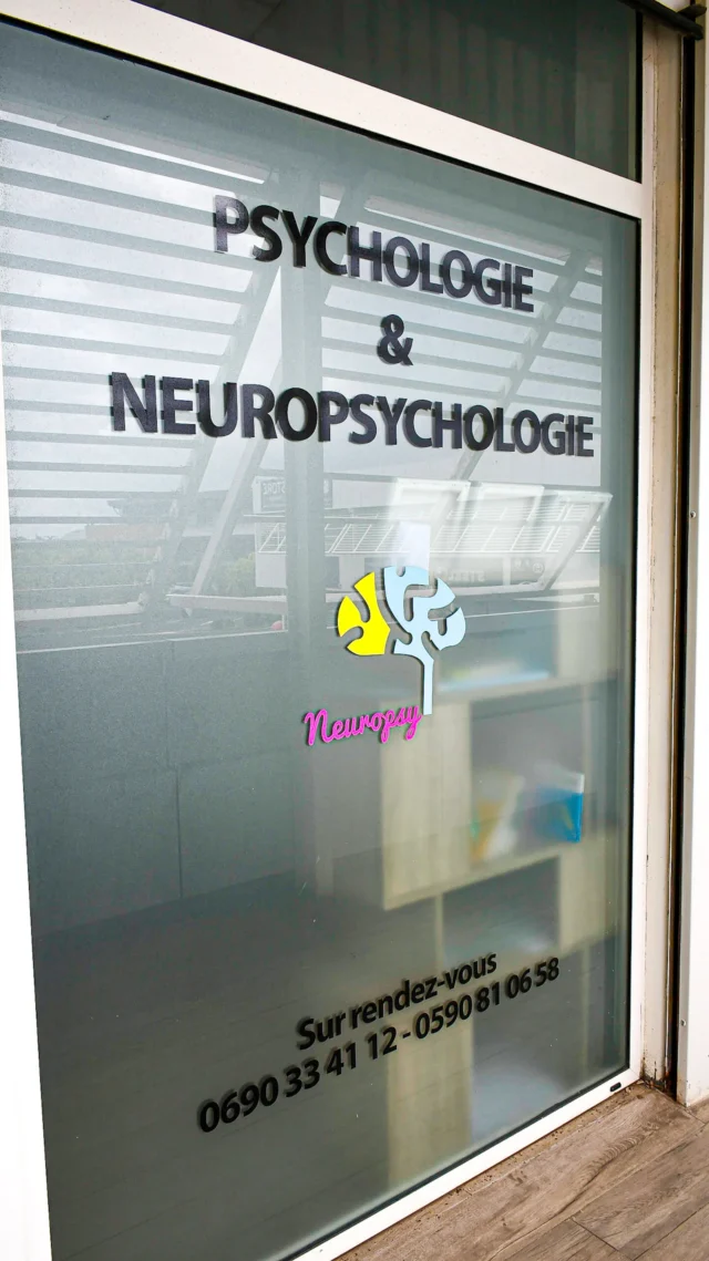 La vitrine du cabinet : psychologie et neuropsychologie